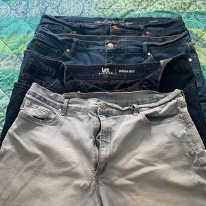 3 shorts 1 skort. Selling all together